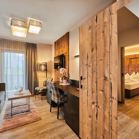 Aparthotel Bergland Soll Exterior photo